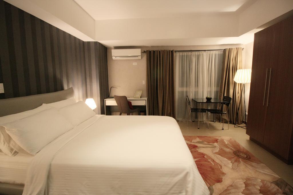 Maxstays - Max Style @ The Venice Residences Taguig Ngoại thất bức ảnh