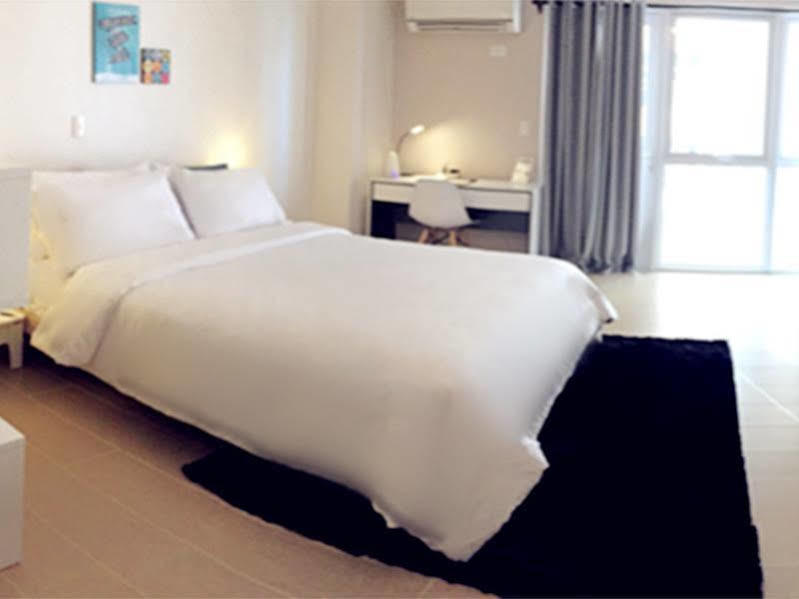 Maxstays - Max Style @ The Venice Residences Taguig Ngoại thất bức ảnh