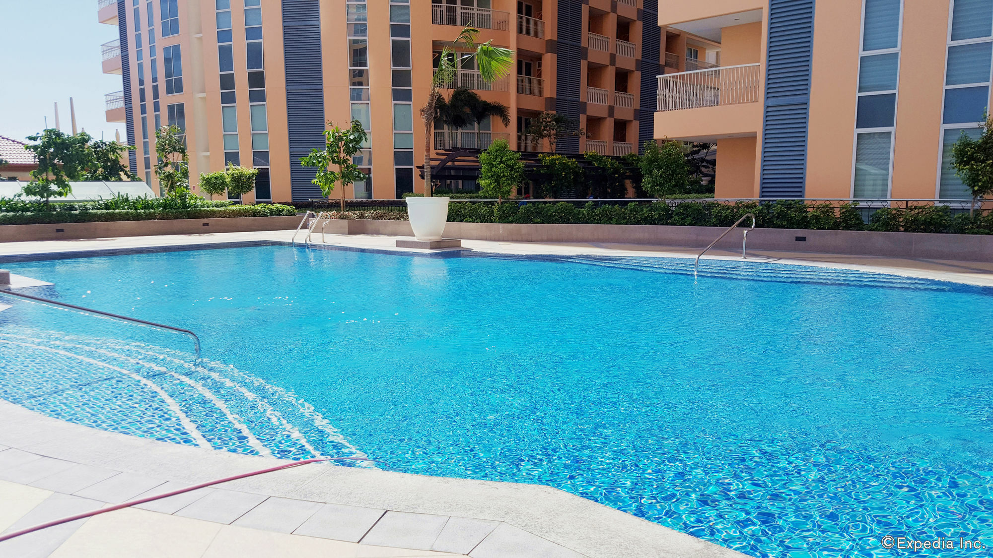 Maxstays - Max Style @ The Venice Residences Taguig Ngoại thất bức ảnh
