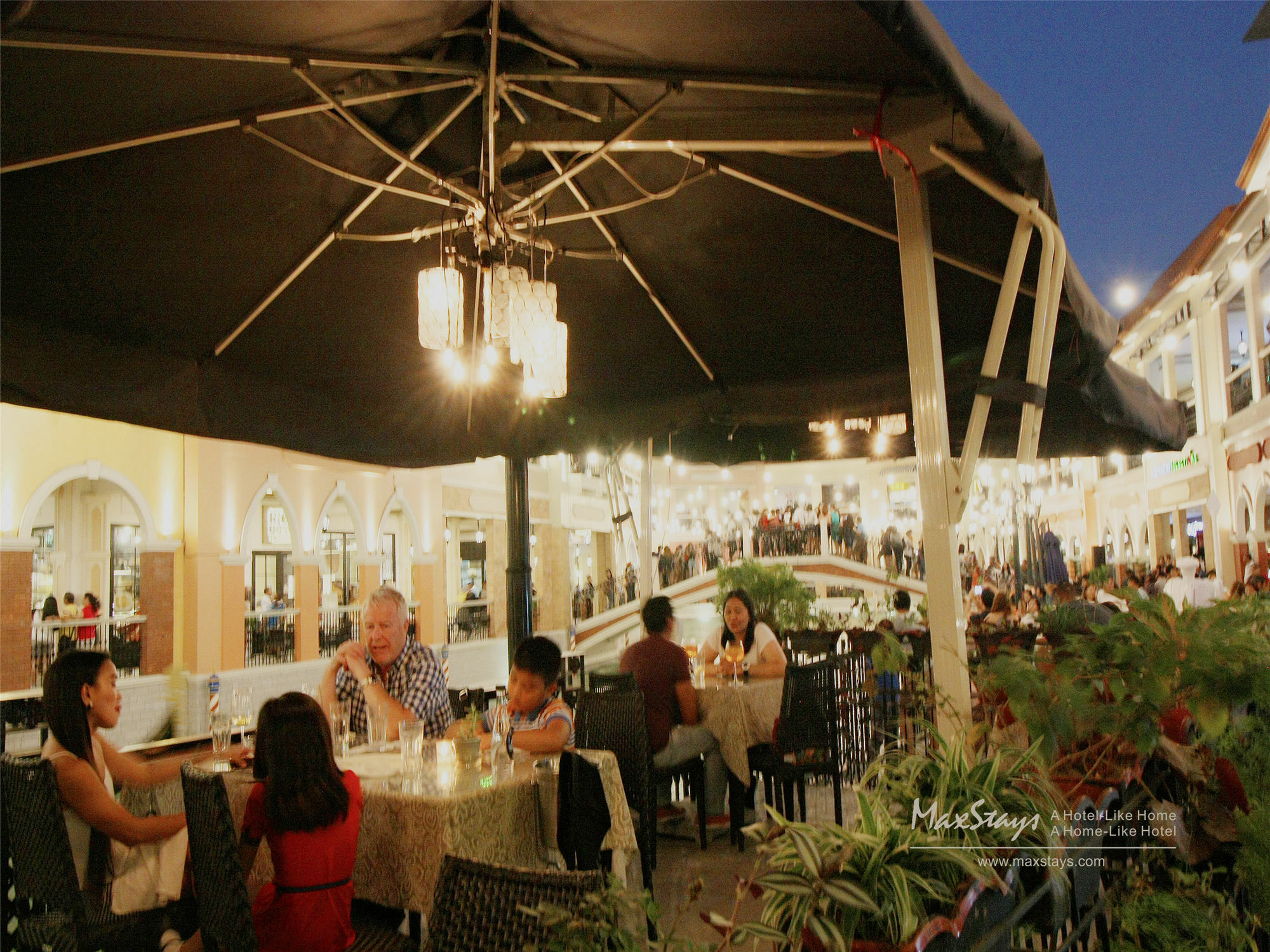 Maxstays - Max Style @ The Venice Residences Taguig Ngoại thất bức ảnh