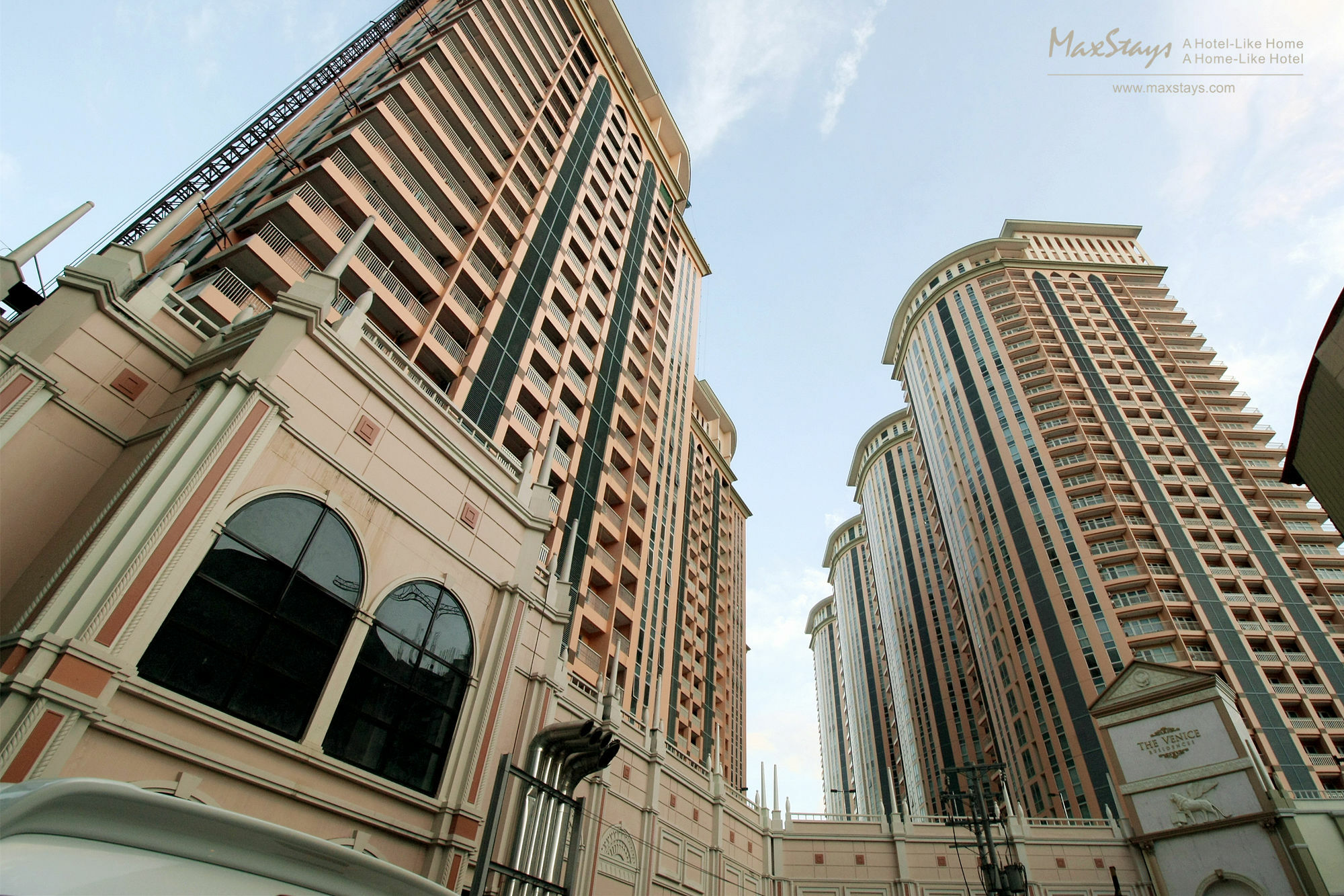 Maxstays - Max Style @ The Venice Residences Taguig Ngoại thất bức ảnh
