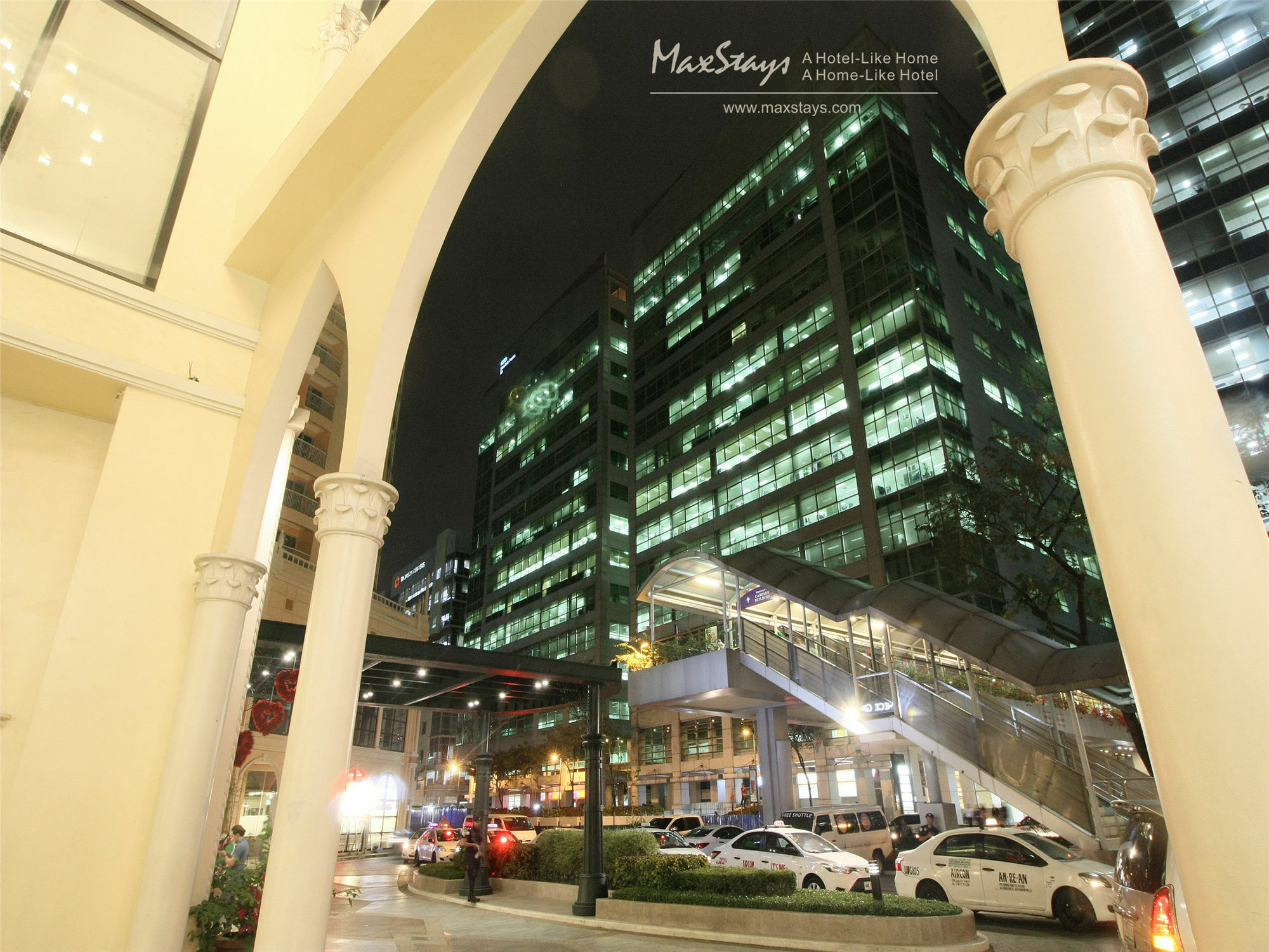 Maxstays - Max Style @ The Venice Residences Taguig Ngoại thất bức ảnh